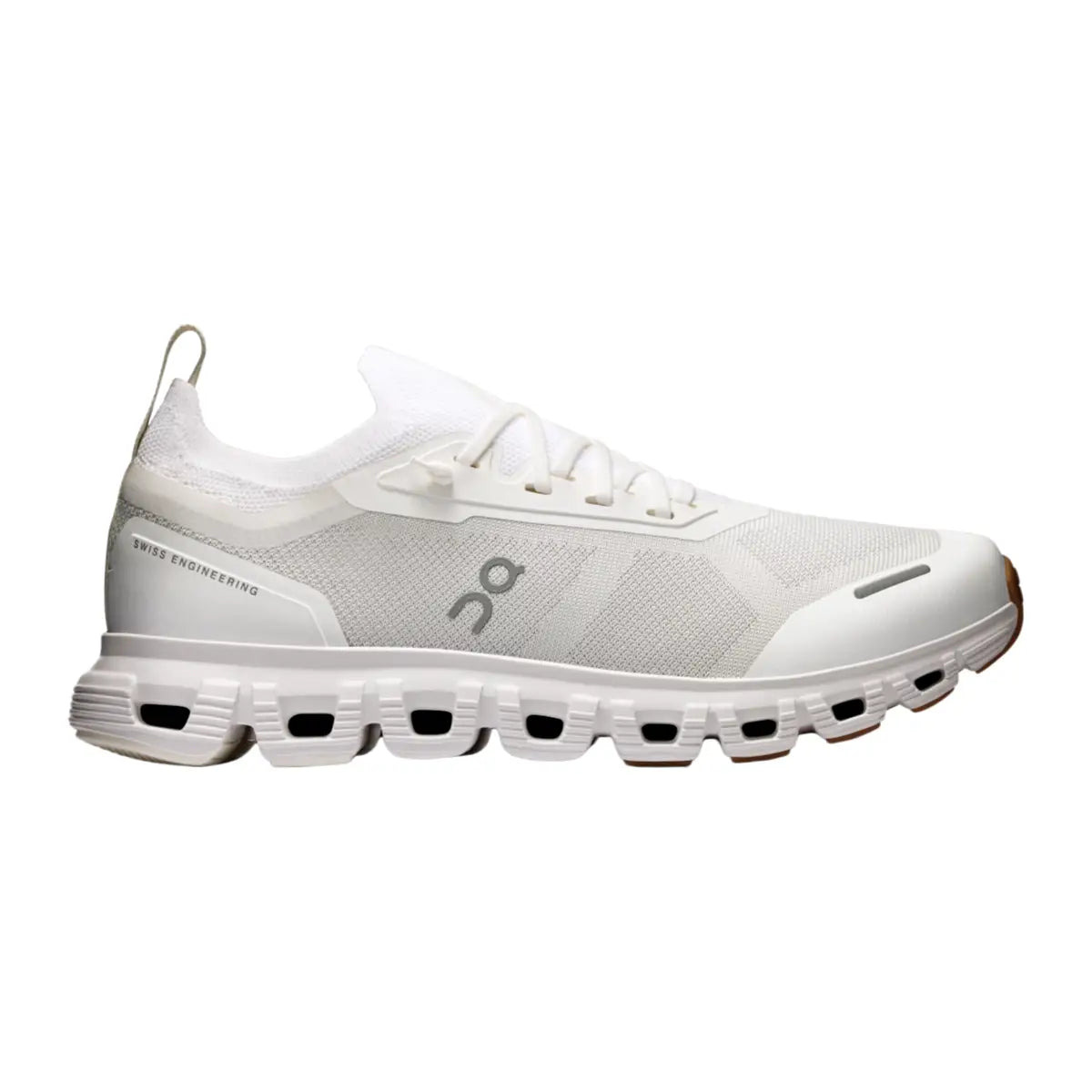 Cloud 6 Versa – One Shoe Endless Possibilities.