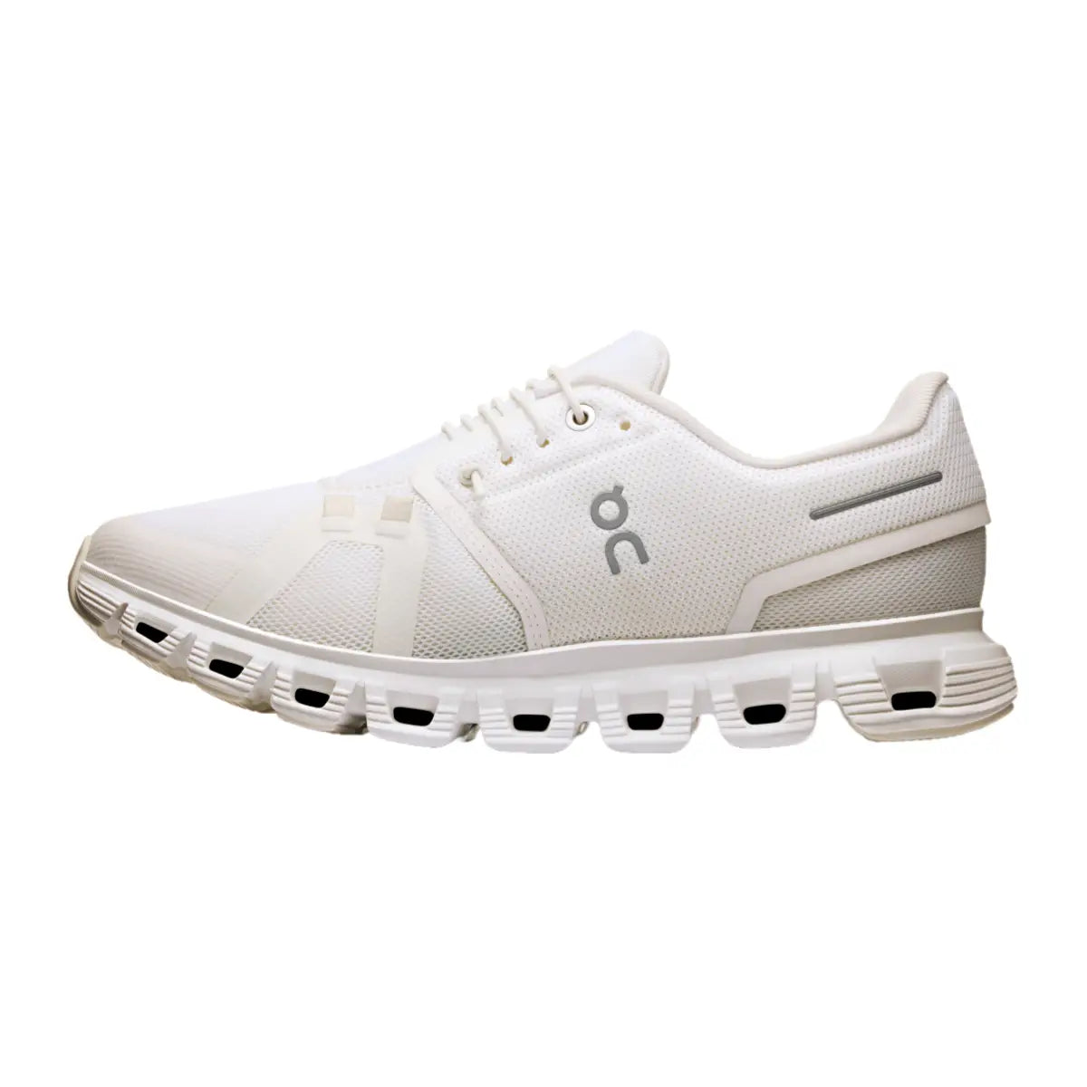 Cloud 6 – Effortless Comfort  Every Step